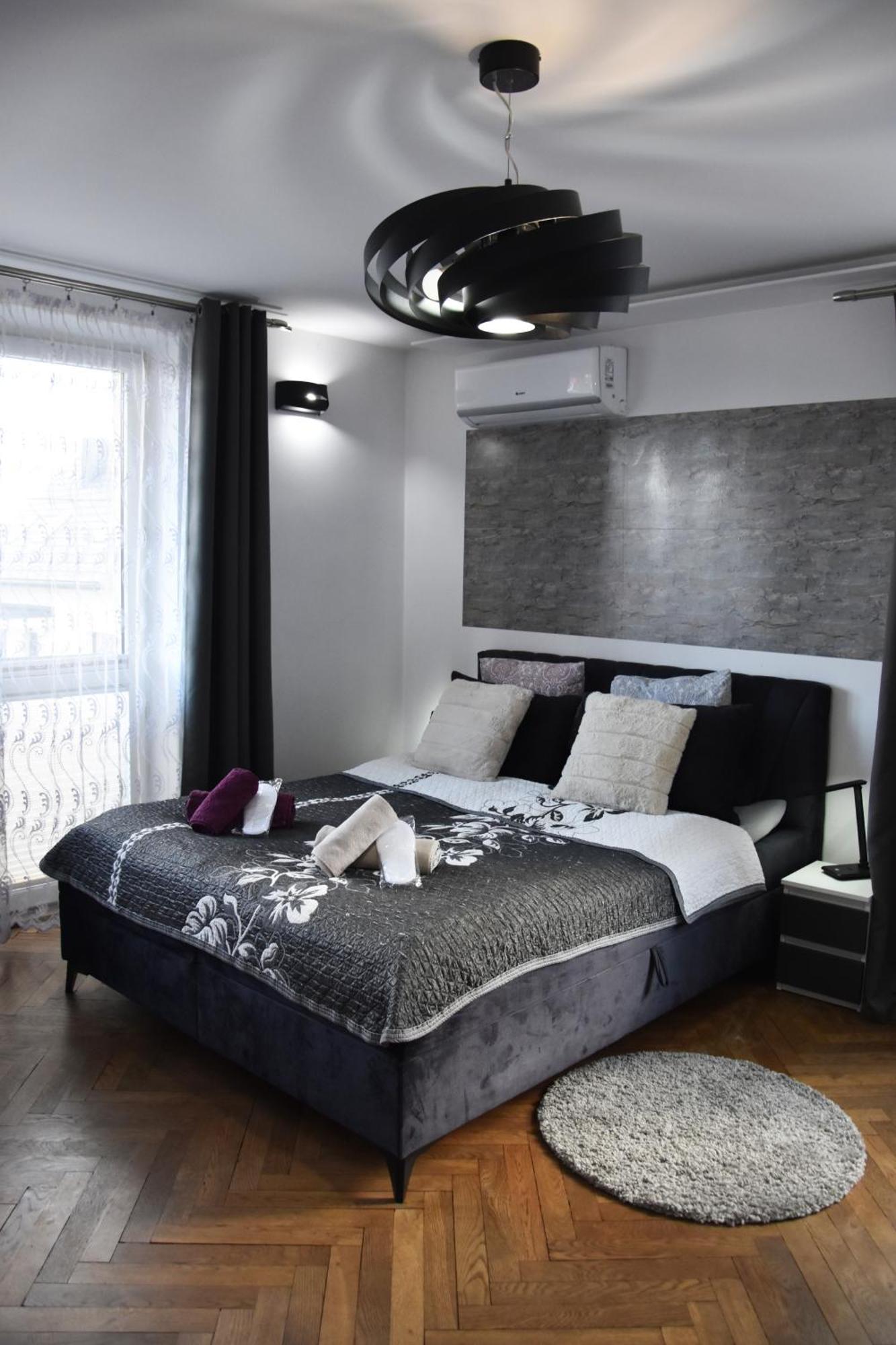 Apartament Night Premium Krasków Exterior foto